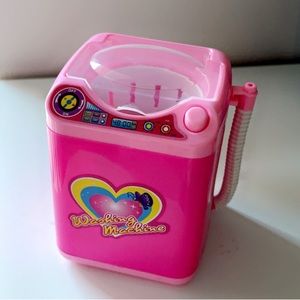 Mini Eyelash,brushes and eyelash washer.